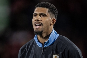 阿勞霍遭遇心理問題，烏拉圭隊(duì)社媒曬照鼓勵(lì)：我們與你同在