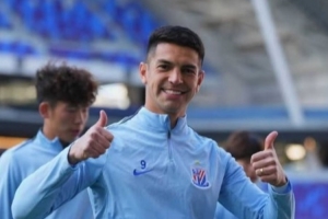 與申花合同年底到期！安德烈·路易斯曬訓練照：最后一舞