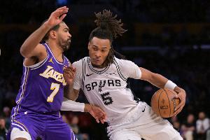 米奇：卡斯爾極具侵略性始終以正確方式打球 今天表現堪稱現象級