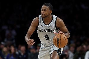 ?？怂梗嚎释孟翹BA杯的冠軍 但我們終極目標是奪得NBA總冠軍