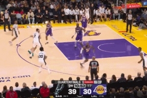 持續(xù)發(fā)力！尚帕尼空位三分命中 馬刺獲得兩位數(shù)領(lǐng)先