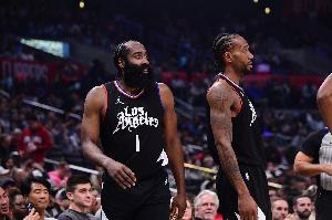 快船已經(jīng)沒(méi)救了但仍未認(rèn)清現(xiàn)實(shí) 仍在讓老將們死撐 這只會(huì)浪費(fèi)時(shí)間