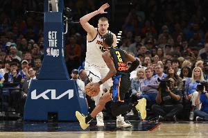 本賽季賽程已過(guò)四分之一 目前的最佳陣容和全明星的評(píng)選都有誰(shuí)？