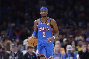 攻防發(fā)力！亞歷山大連續(xù)搶斷 雷霆利用反擊頻頻拿分擴大優(yōu)勢