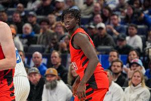 把握機(jī)會！開拓者雙向球員西索科上半場7中5 高效砍下13分