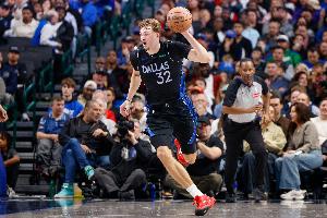 弗拉格訓(xùn)練師：他會(huì)繼續(xù)進(jìn)步 賽季中段會(huì)看到更加出色的弗拉格