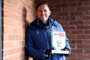 5戰(zhàn)全勝！蘭帕德當(dāng)選英冠11月最佳主帥