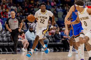 【菜鳥】費(fèi)爾斯19分7板奎因17分7助雙星閃耀 高材生雷諾15分9板